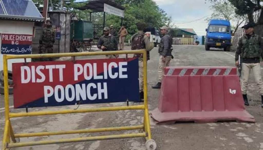 3 members of a Punjab gang arrested in Poonch pistol recovered